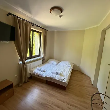 Zacisze بيت ضيافة Zwardoń